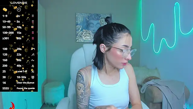 Snapshot of barbie_scoth_ chatting on September 28, 1:45 am barbie scoth online show from September 28, 1:45 am