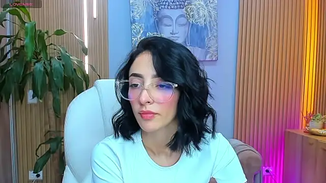 Snapshot of barbie_scoth_ chatting on May 7, 8:34 pm barbie scoth online show from May 7, 8:34 pm