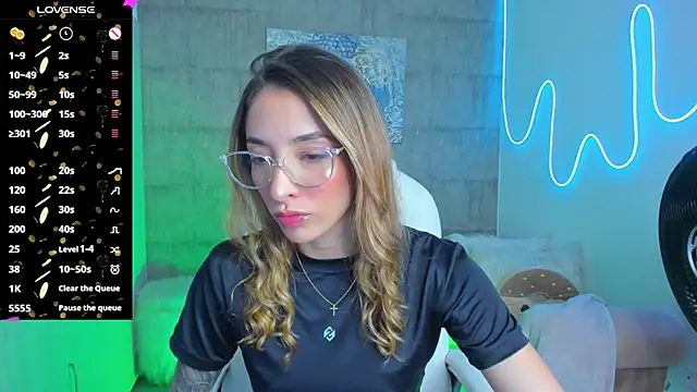 Snapshot of barbie_scoth_ chatting on March 11, 8:09 pm barbie scoth online show from March 11, 8:09 pm