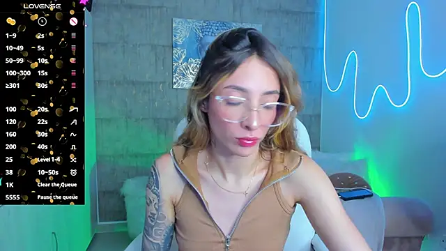 Snapshot of barbie_scoth_ chatting on March 14, 10:05 pm barbie scoth online show from March 14, 10:05 pm