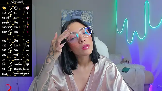 barbie scoth  online show from November 8, 9:29 pm