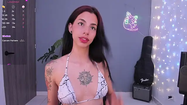 Snapshot of labrika_ chatting on September 26, 4:25 pm labrika online show from September 26, 4:25 pm