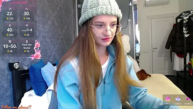 Snapshot of KateJonson chatting on October 8, 6:59 am KateJonson online show from October 8, 6:59 am
