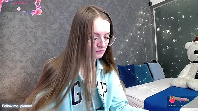 KateJonson online show from December 14, 8:42 am