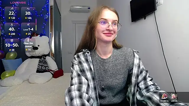 Snapshot of KateJonson chatting on February 17, 4:50 pm KateJonson online show from February 17, 4:50 pm