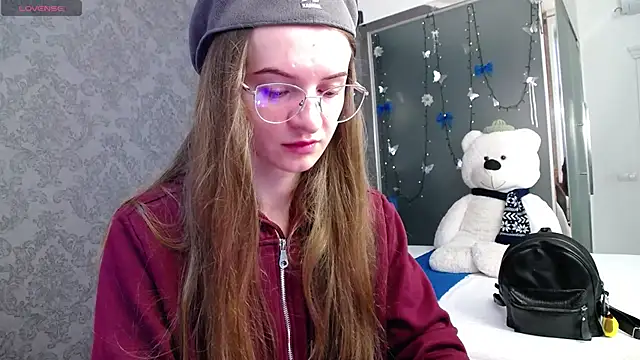 KateJonson online show from November 30, 7:09 am