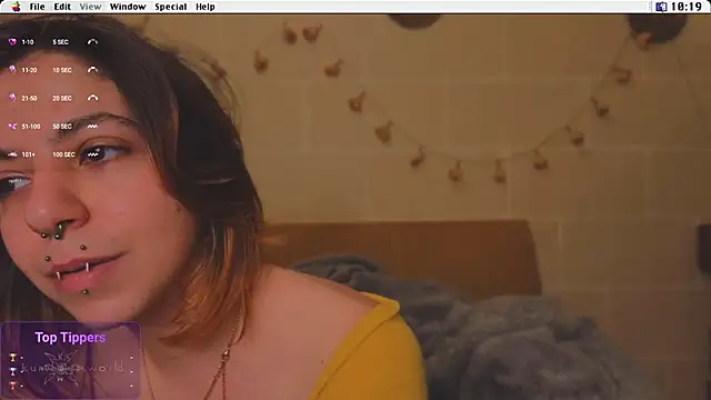 Kryptosworld online show from October 26, 9:20 am