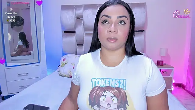 MelanyShayk online show from May 22, 11:14 pm