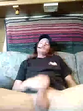 truckerlove69 online show from February 7, 8:20 pm