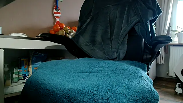 suedel65 online show from September 23, 2:57 pm