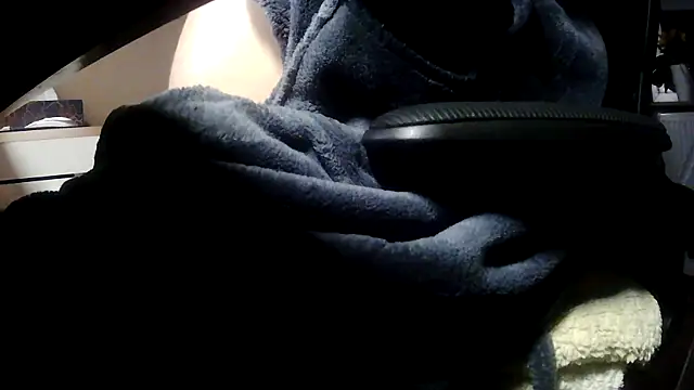 suedel65 online show from February 14, 4:02 am