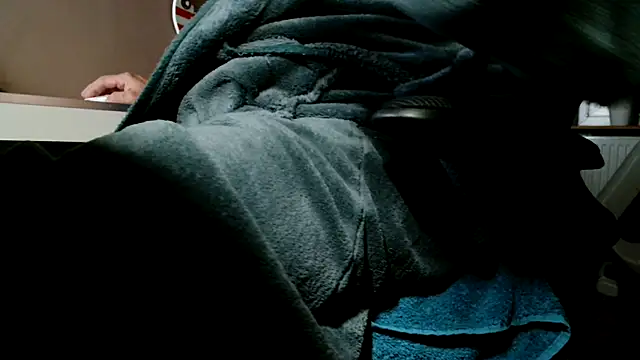 suedel65 online show from October 8, 3:41 am