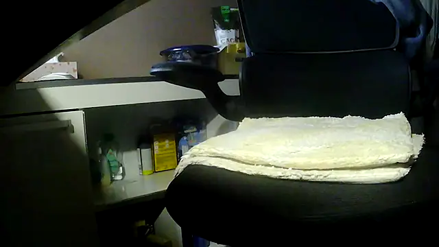 suedel65 online show from March 27, 3:04 am