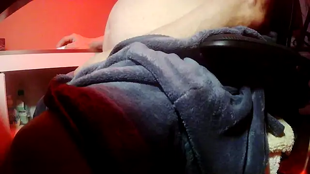 suedel65 online show from February 13, 3:50 am