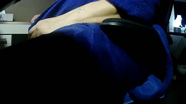 suedel65 online show from December 20, 4:26 am