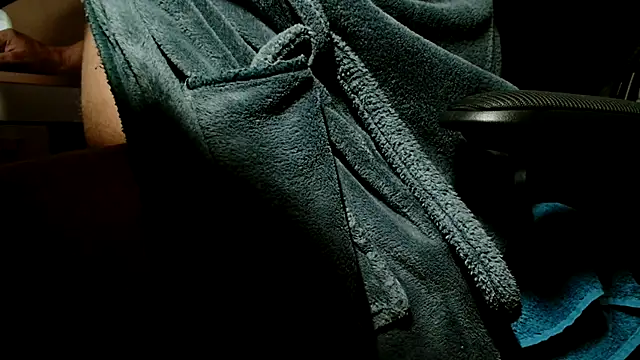 suedel65 online show from October 12, 2:13 am