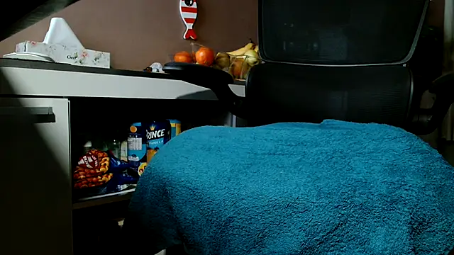 suedel65 online show from September 30, 3:23 am