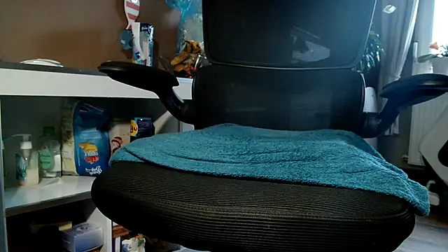 suedel65 online show from October 23, 3:00 pm