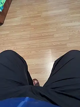 suedel65 online show from November 2, 6:07 am