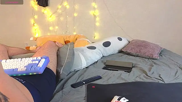 Snapshot of Alenca_hot_sex chatting on November 15, 5:28 pm Alenca hot sex online show from November 15, 5:28 pm