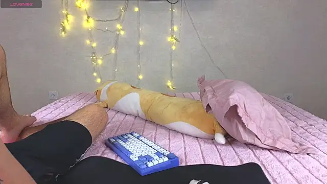 Snapshot of Alenca_hot_sex chatting on November 28, 6:19 pm Alenca hot sex online show from November 28, 6:19 pm