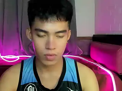 Snapshot of Lightjt04 chatting on October 15, 5:21 pm Lightjt04 online show from October 15, 5:21 pm