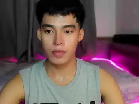 Snapshot of Lightjt04 chatting on September 16, 3:35 pm Lightjt04 online show from September 16, 3:35 pm