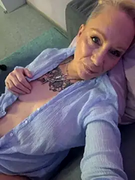 Jan ina online show from November 25, 6:36 am