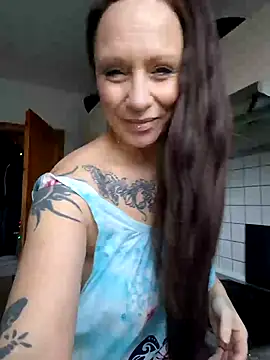 Snapshot of Jan_ina chatting on February 1, 7:47 am Jan ina online show from February 1, 7:47 am
