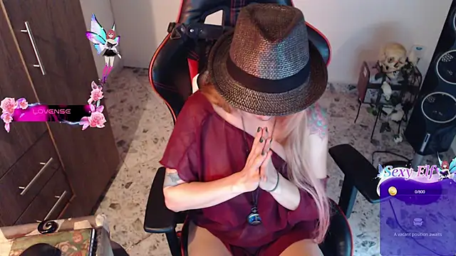 Snapshot of pink-2022 chatting on March 5, 12:44 pm pink-2022 online show from March 5, 12:44 pm