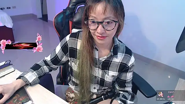 pink-2022 online show from June 4, 3:28 pm