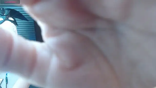 pink-2022 online show from April 21, 8:26 pm