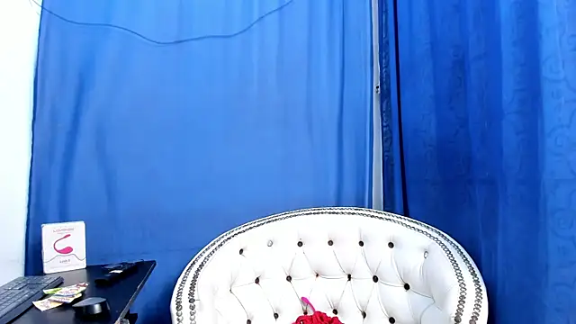 Cleopatra Trans online show from September 18, 12:30 pm