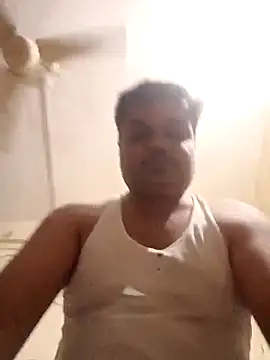 Snapshot of Desi_Londa_143 chatting on March 5, 4:02 pm Desi Londa 143 online show from March 5, 4:02 pm
