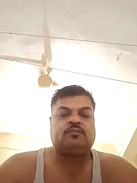 Snapshot of Desi_Londa_143 chatting on March 17, 11:13 pm Desi Londa 143 online show from March 17, 11:13 pm