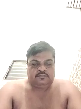 Snapshot of Desi_Londa_143 chatting on September 29, 12:17 am Desi Londa 143 online show from September 29, 12:17 am