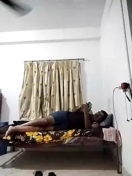 Snapshot of Desi_Londa_143 chatting on October 8, 5:02 pm Desi Londa 143 online show from October 8, 5:02 pm