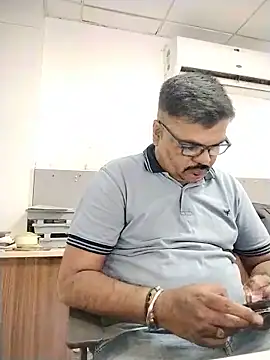 Desi Londa 143 online show from May 16, 10:36 am