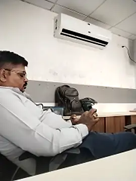 Desi Londa 143 online show from March 19, 9:42 am