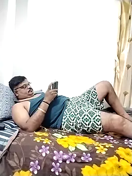 Desi Londa 143 online show from December 3, 5:01 pm