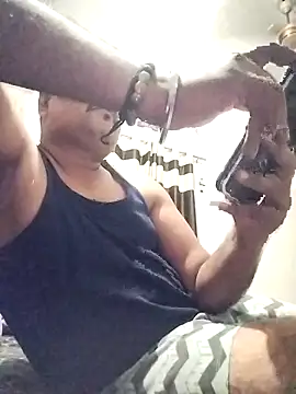 Desi Londa 143 online show from April 4, 6:03 pm