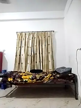 Snapshot of Desi_Londa_143 chatting on September 19, 1:09 am Desi Londa 143 online show from September 19, 1:09 am