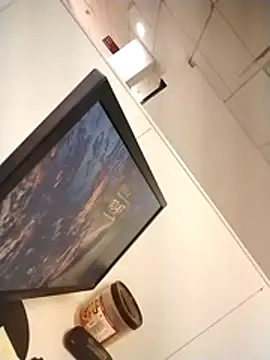 Desi Londa 143 online show from December 18, 5:23 am