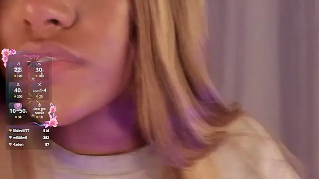 Snapshot of Emma_Morgann chatting on March 18, 11:44 am Emma Morgann online show from March 18, 11:44 am