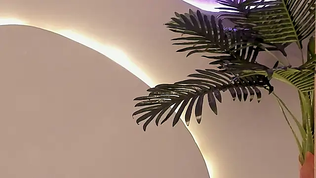 Snapshot of Emma_Morgann chatting on November 20, 1:34 pm Emma Morgann online show from November 20, 1:34 pm