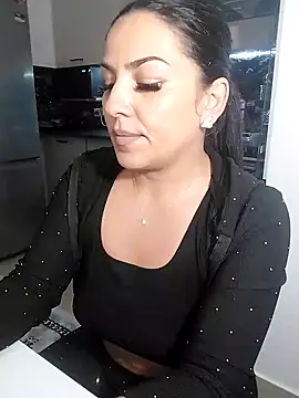 Snapshot of hot-babygirl chatting on October 23, 7:23 pm hot-babygirl online show from October 23, 7:23 pm