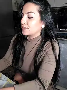 Snapshot of hot-babygirl chatting on March 3, 11:14 pm hot-babygirl online show from March 3, 11:14 pm