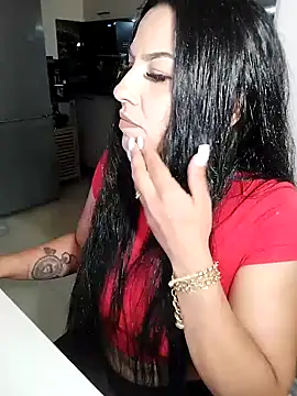 hot-babygirl online show from April 17, 7:28 pm