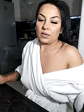 Snapshot of hot-babygirl chatting on October 6, 6:30 pm hot-babygirl online show from October 6, 6:30 pm