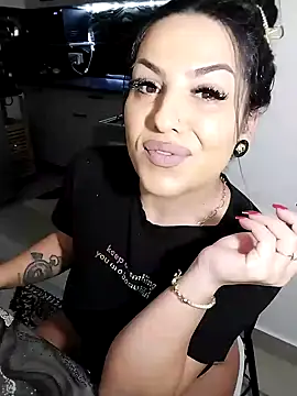 hot-babygirl online show from January 13, 9:19 pm